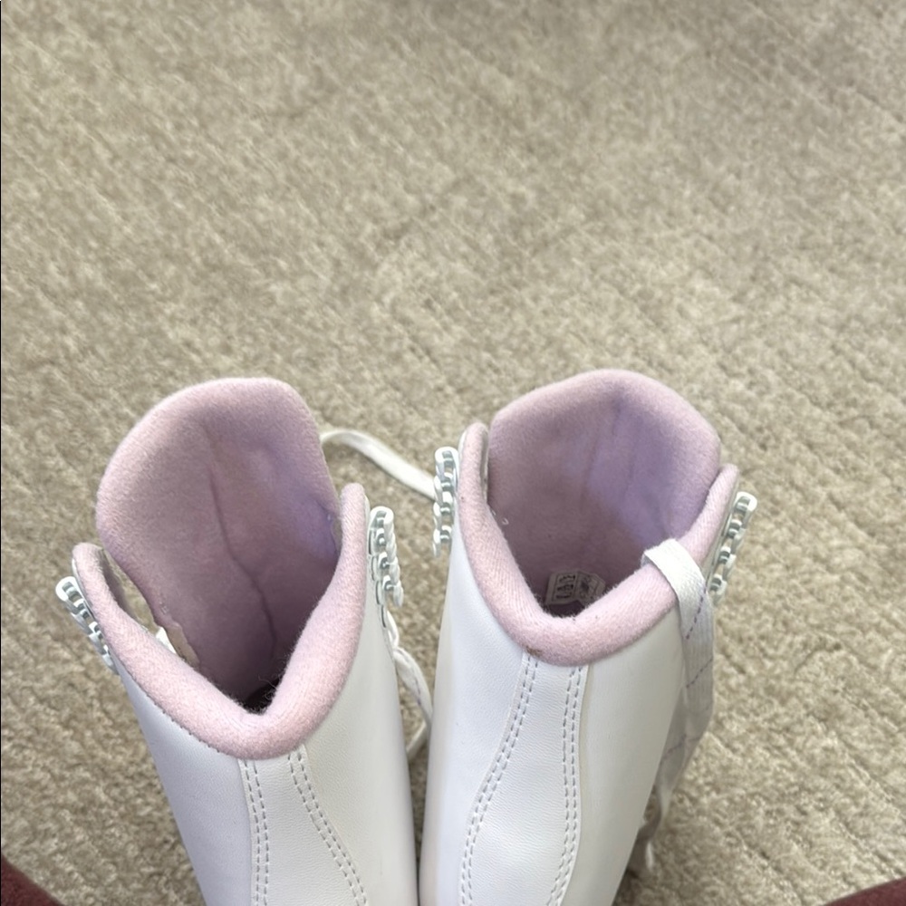 Jackson Women's White Ice Skates - Picture 3 of 5